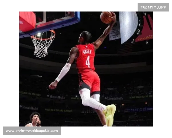 杰伦格林末节失势未能再上场 投篮表现低迷仅得9分